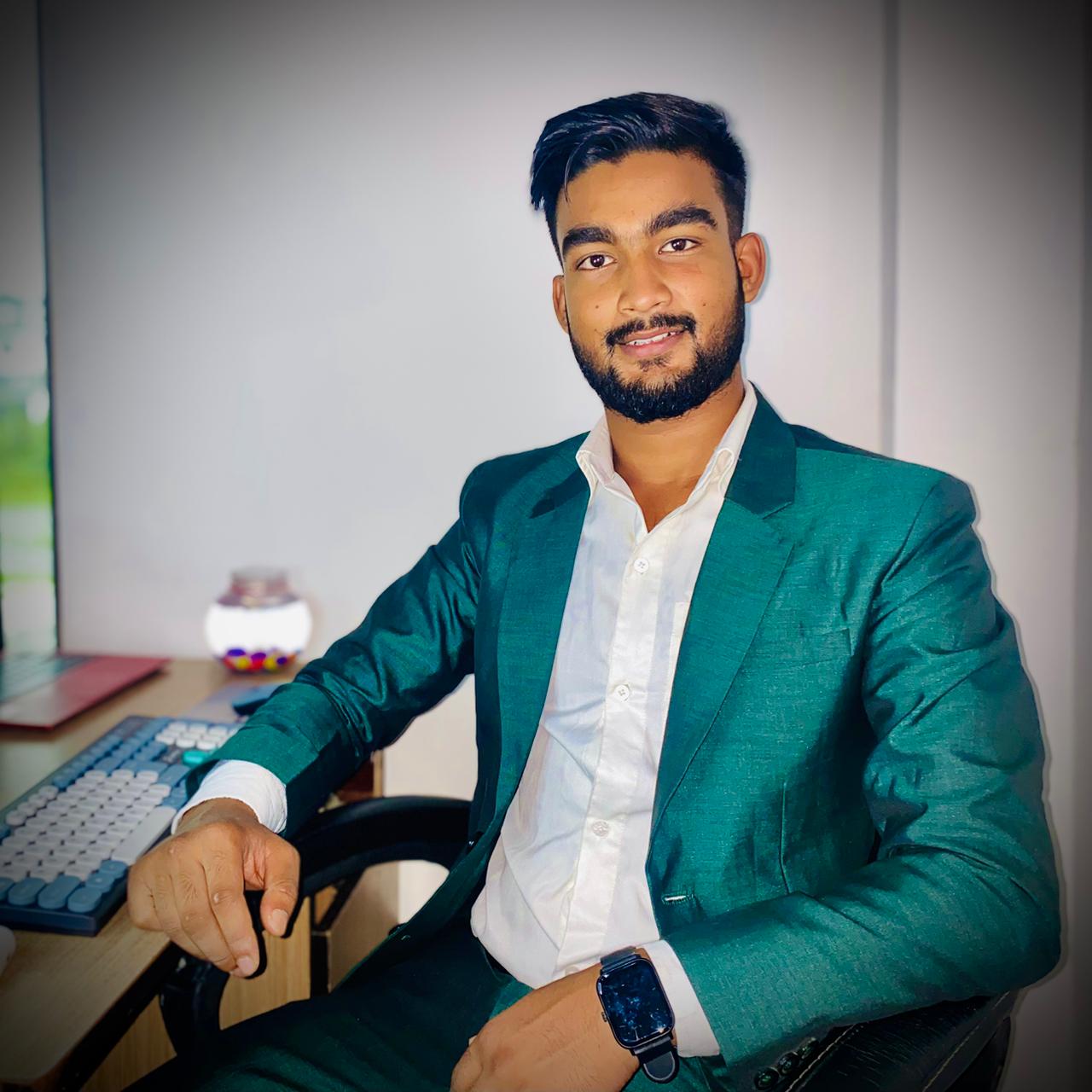 sudhansu bhagat owner of blink marketing hub a digital marketing agency in India